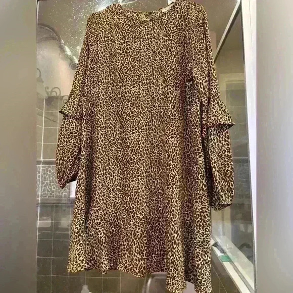 Andree Dresses & Skirts - Andreè women’s animal print dress with ruffles. Size Large. Never Worn.